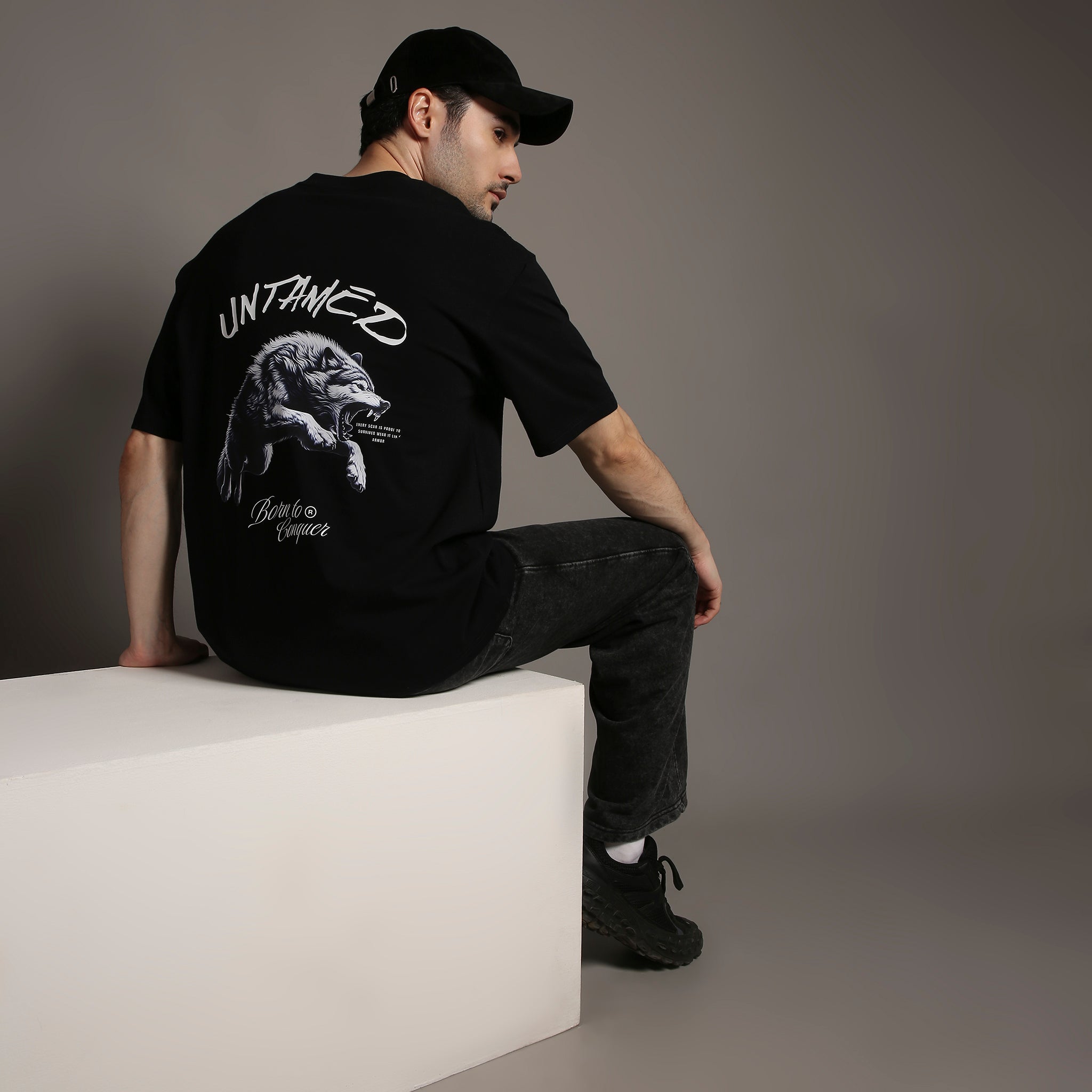 Oversized T-Shirt Black Untamed