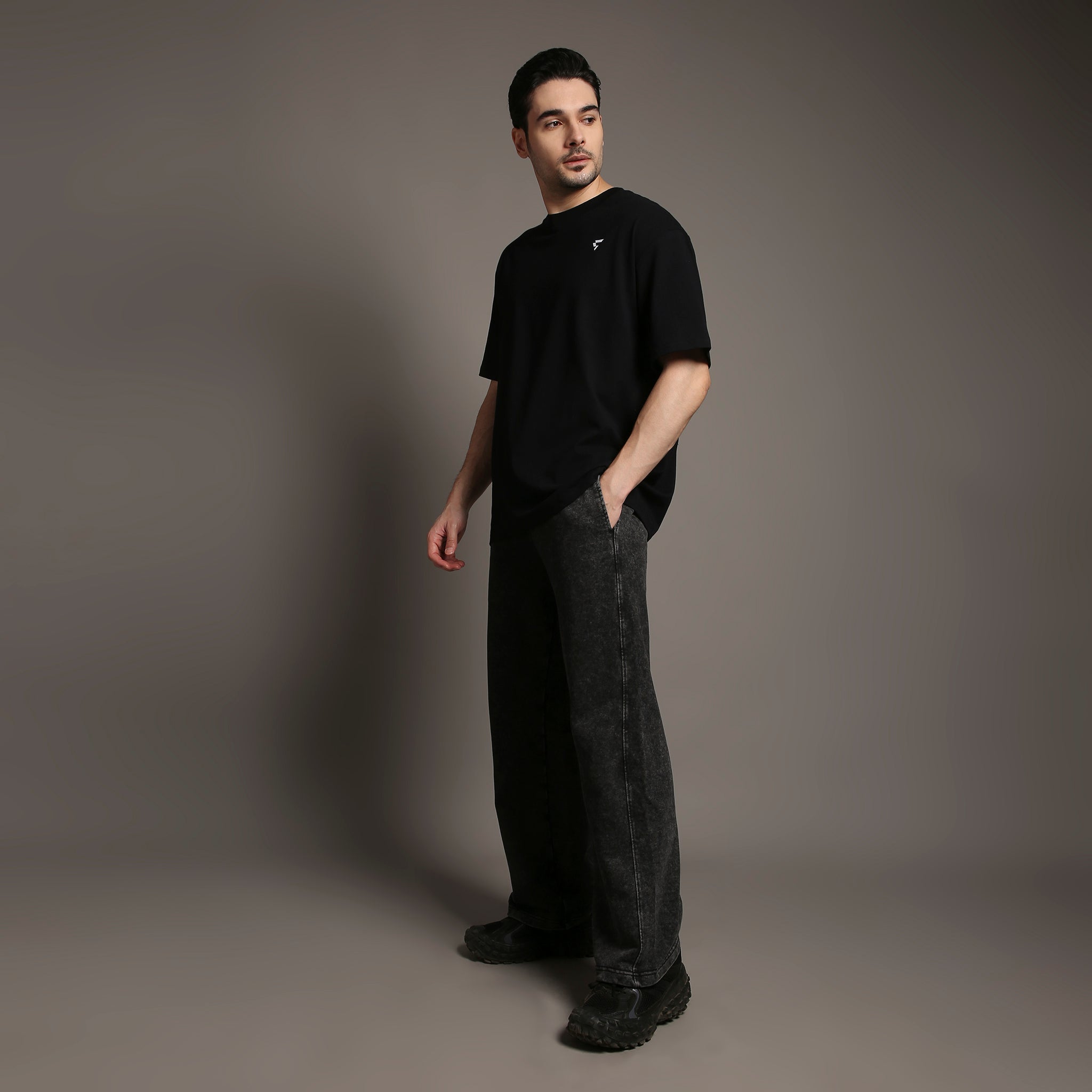 Oversized T-Shirt Black Untamed