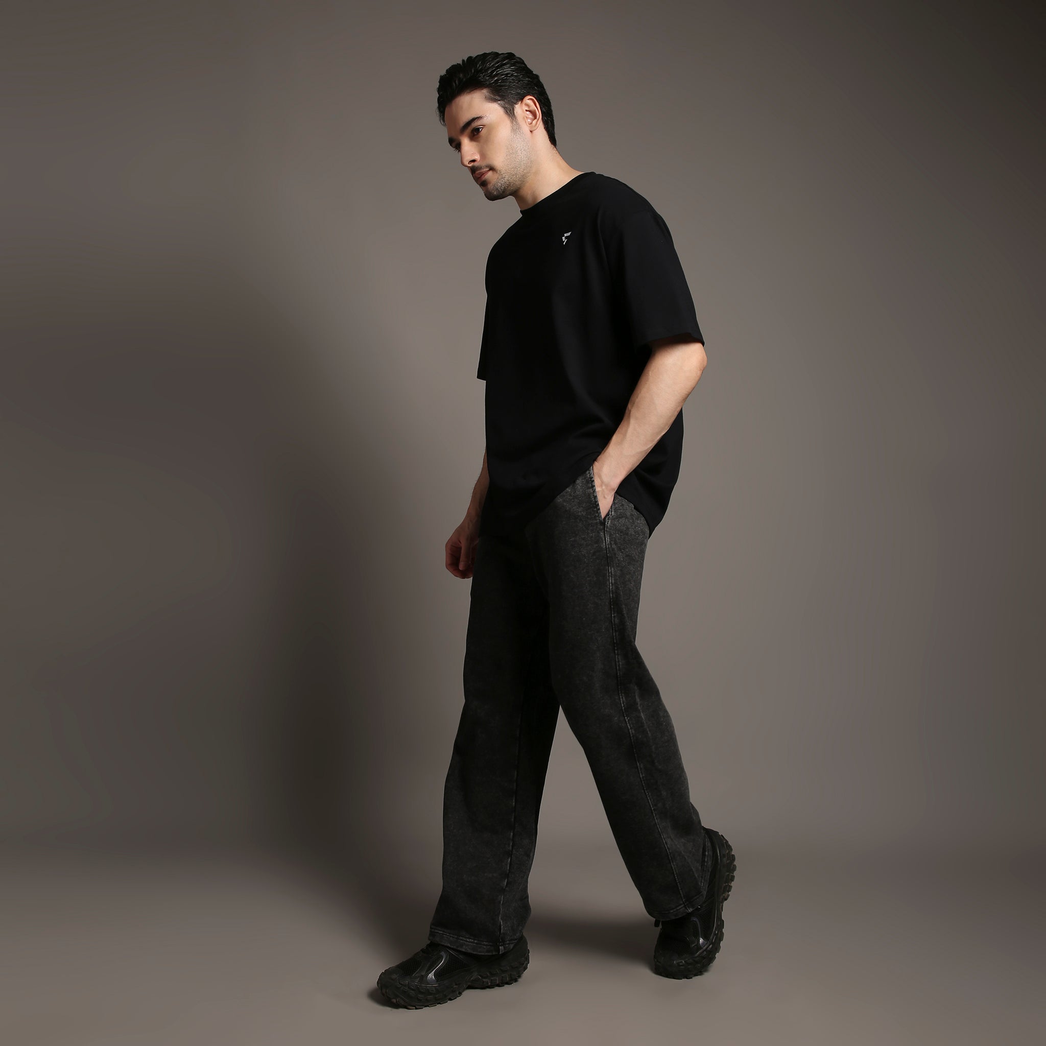 Oversized T-Shirt Black Untamed