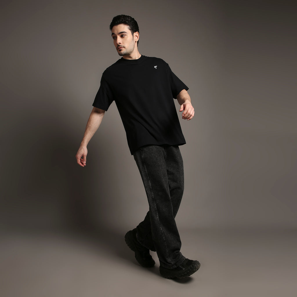 Oversized T-Shirt Black Untamed