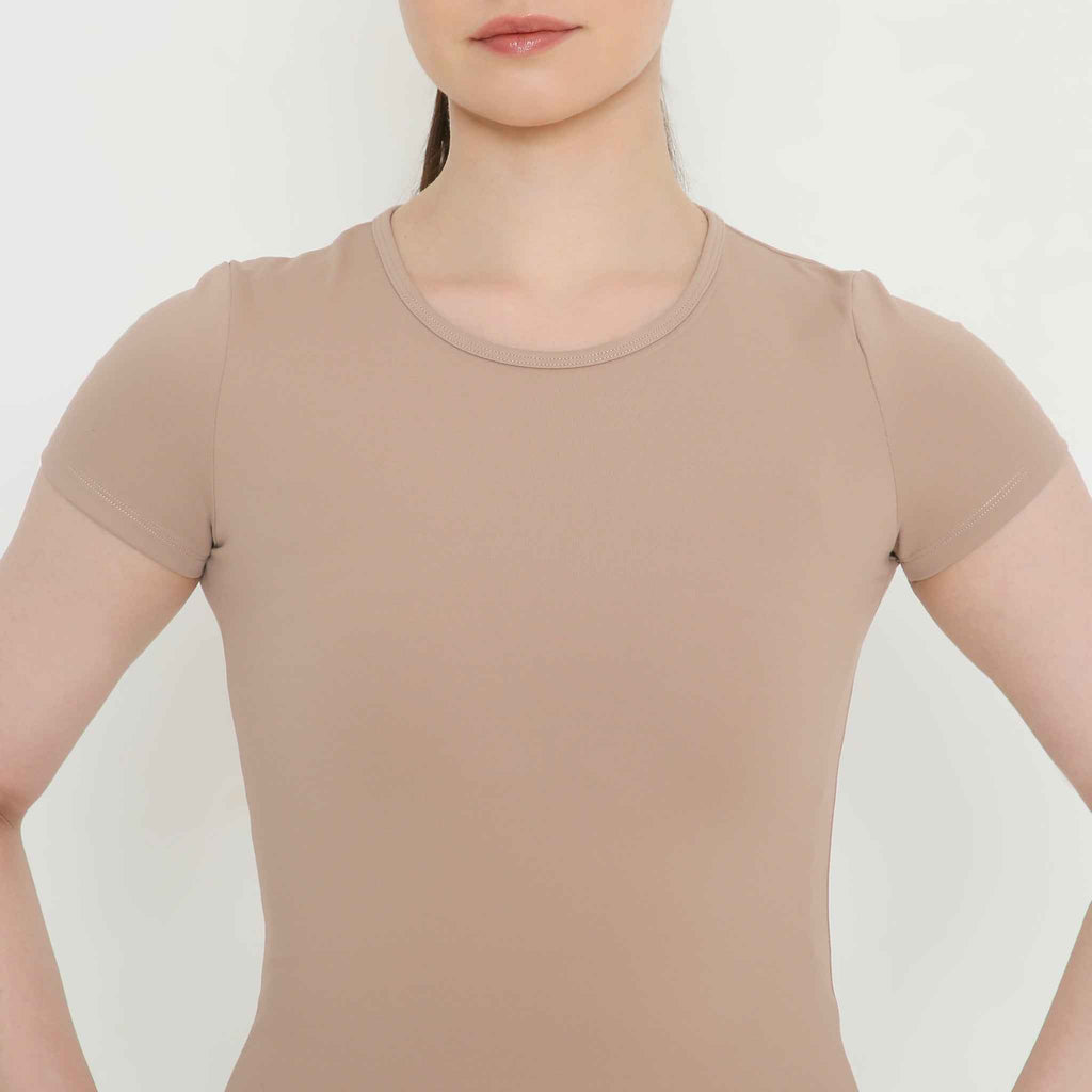 Seamless fitted top